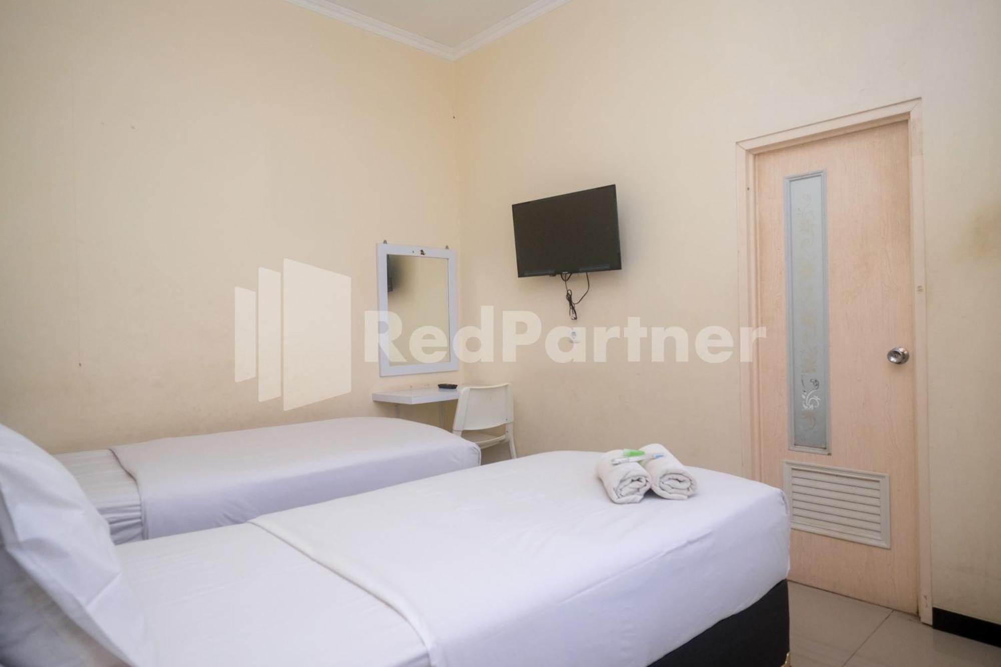 Griya Loka 2 Syariah Near Simpang Lima Mitra Reddoorz 호텔 세마랑 외부 사진
