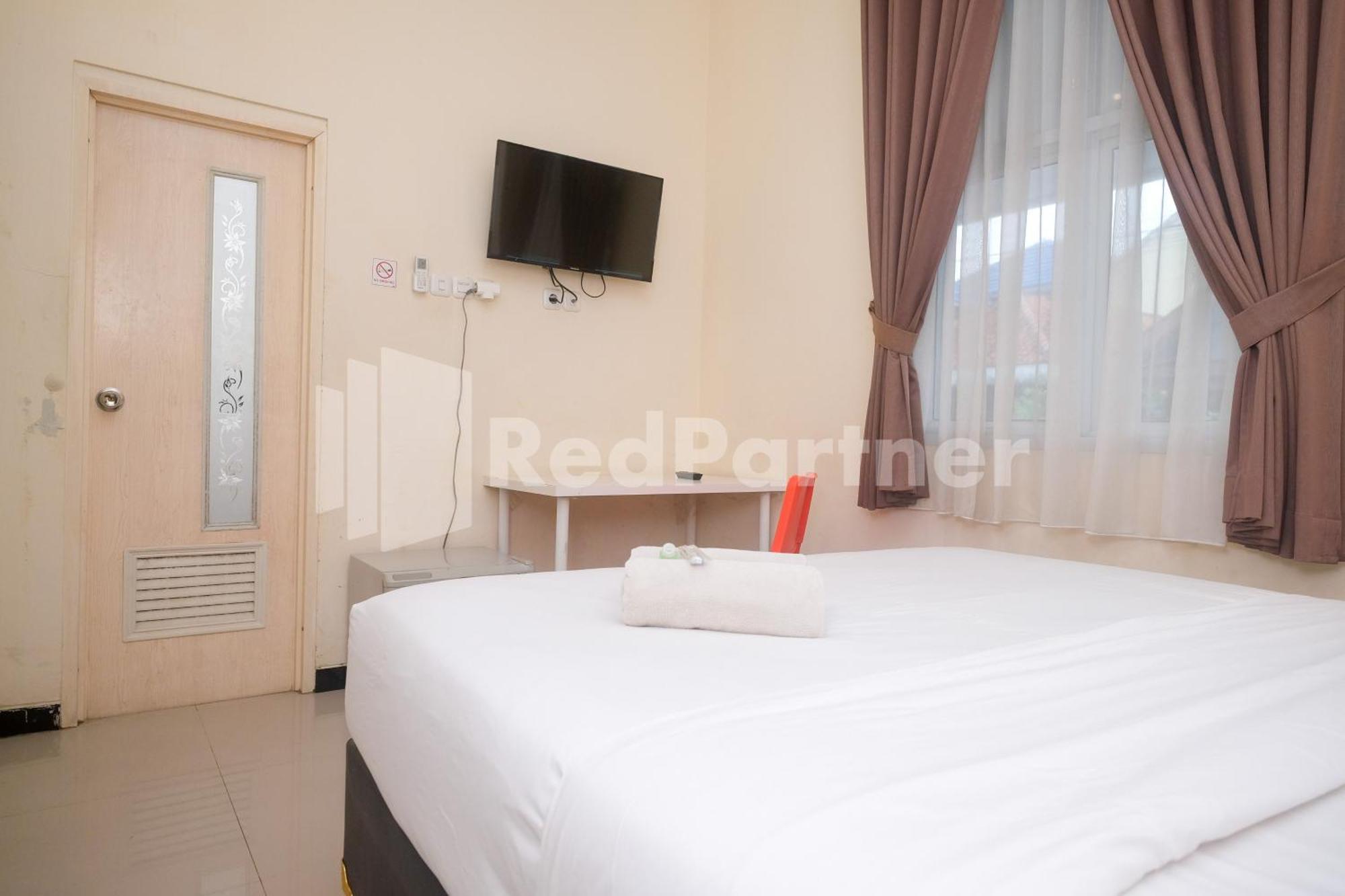 Griya Loka 2 Syariah Near Simpang Lima Mitra Reddoorz 호텔 세마랑 외부 사진