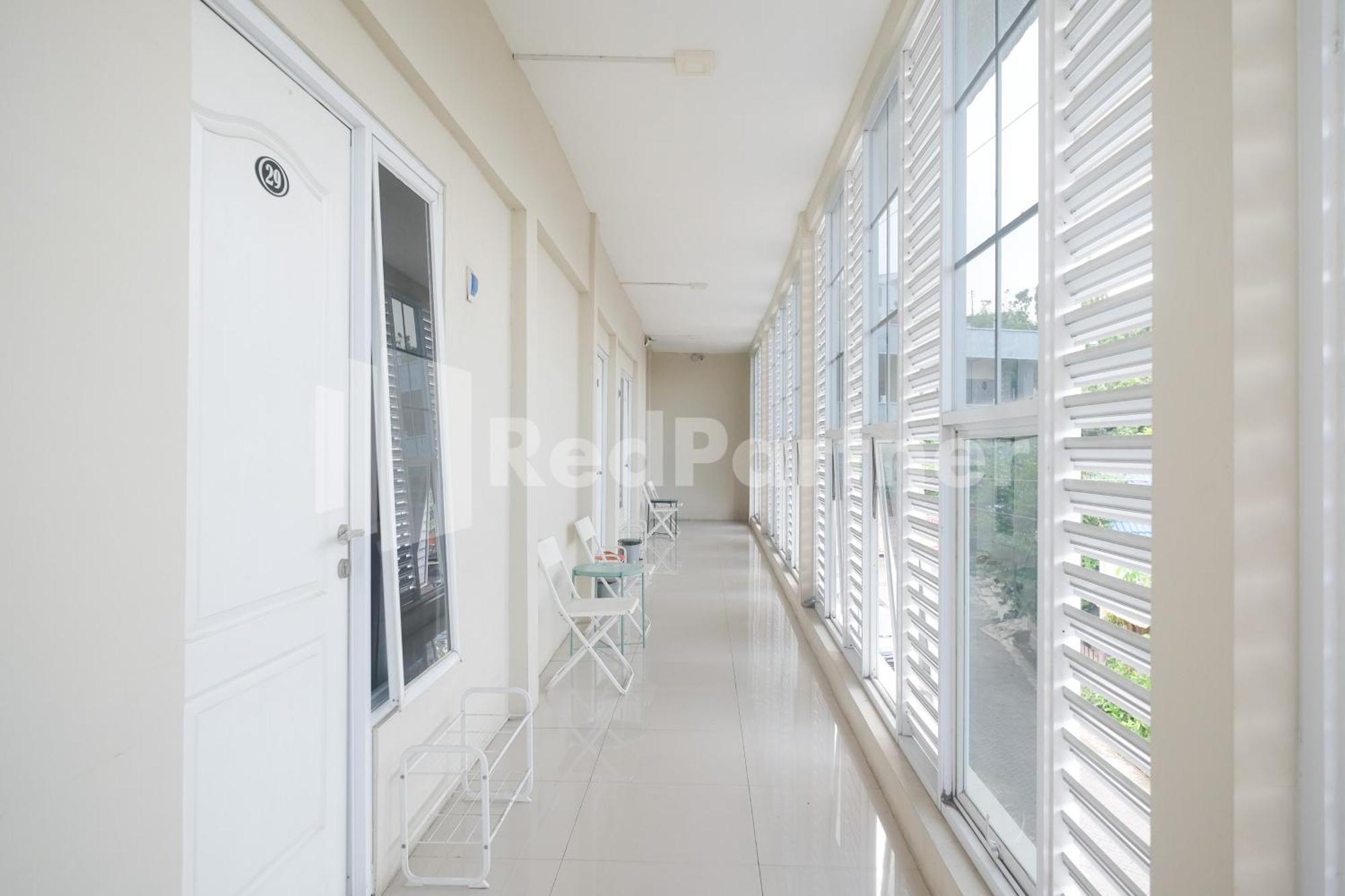 Griya Loka 2 Syariah Near Simpang Lima Mitra Reddoorz 호텔 세마랑 외부 사진